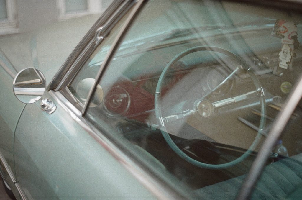 The 1063rd time I've shot this car. Shot with my first film-camera, Praktica LTL Cropped to 5x7 Instagram: hermansellerberg