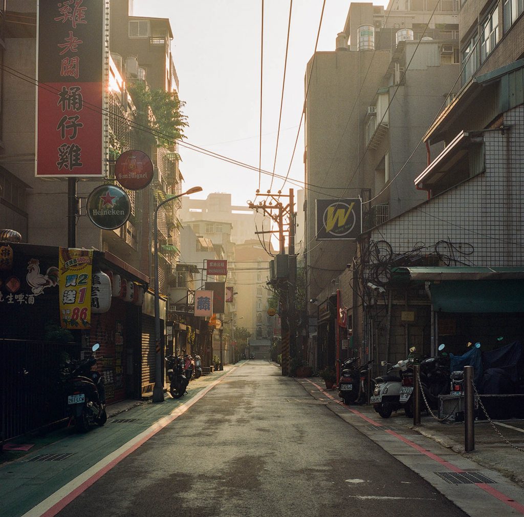 Taipei, Taiwan. Shot on a Yashica D rated at 400.