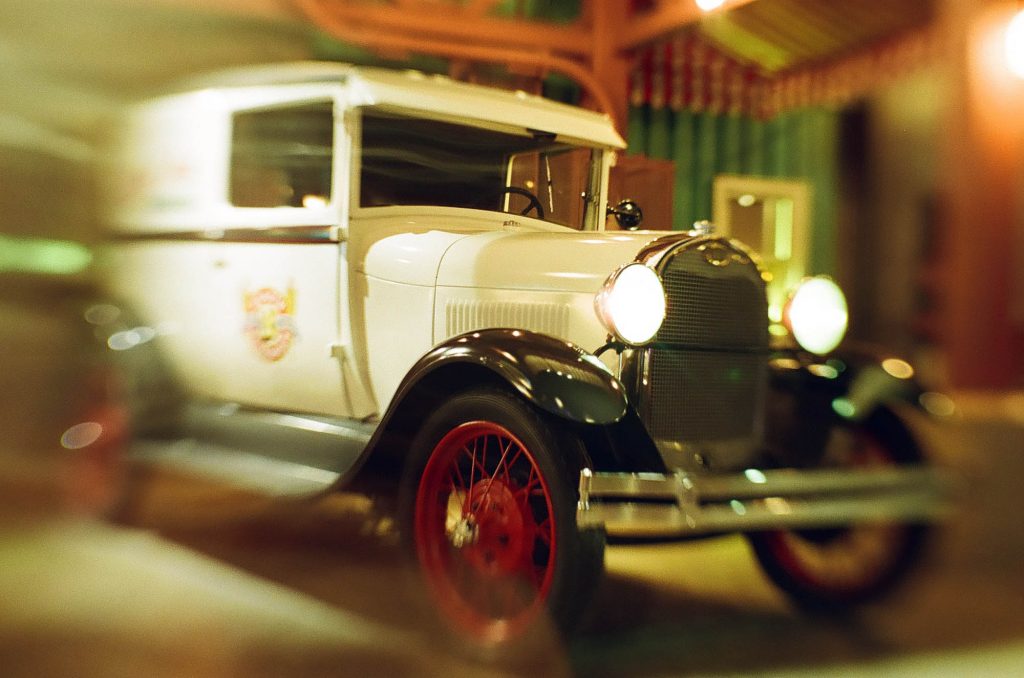 A car at Disney's California Adventure. Shot with a Lensbaby Sol 45 tilt lens.